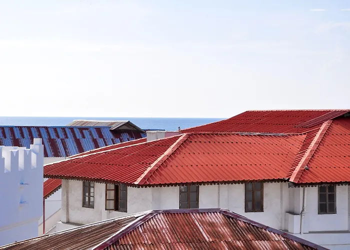 Forodhani Park Hotel